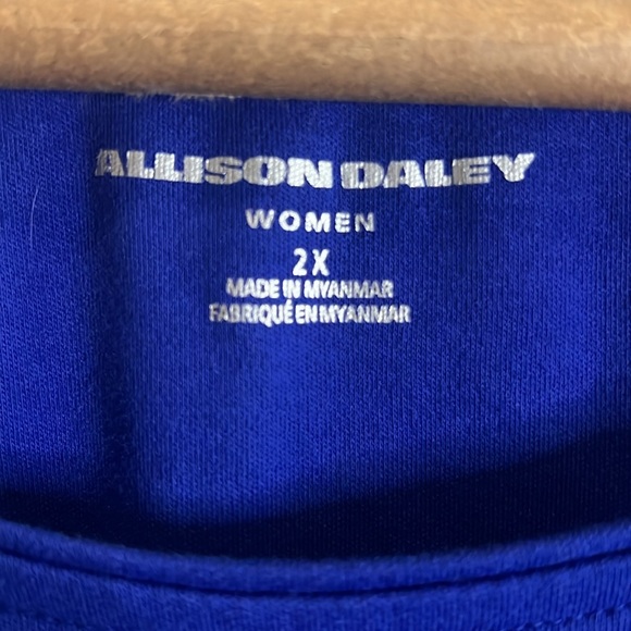 Allison Daley size 2X cobalt blue tank top - Picture 2 of 5
